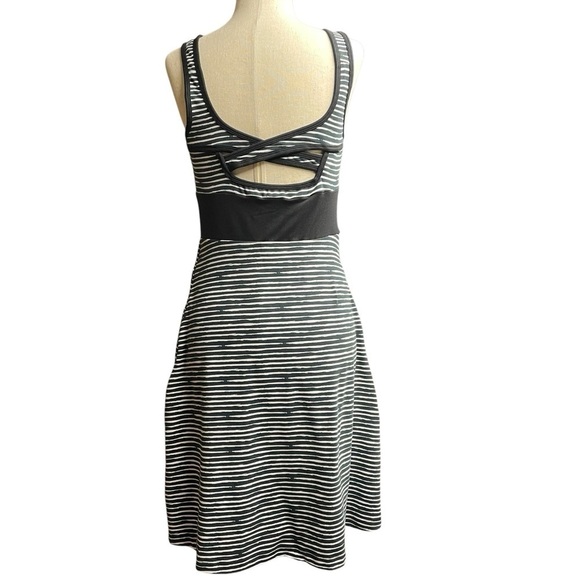 Title Nine M Connelly Dress Painted Stripe Athleisure Dress Size Small - Picture 5 of 14